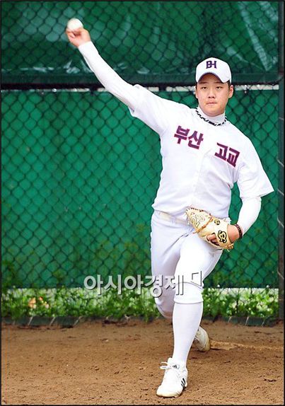 [스카우트]이민호, 강속구 멀리하는 까닭(인터뷰)