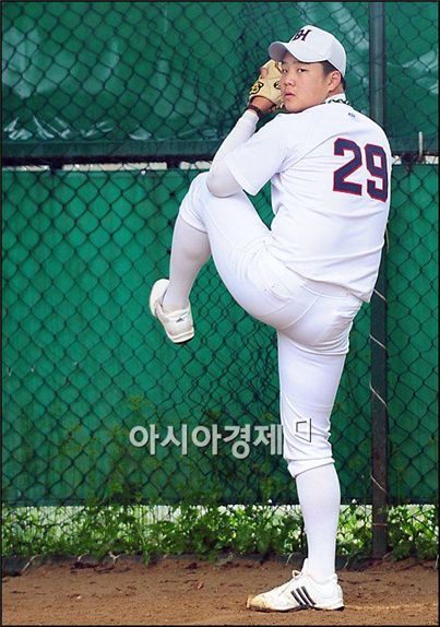 [스카우트]이민호, 강속구 멀리하는 까닭(인터뷰)