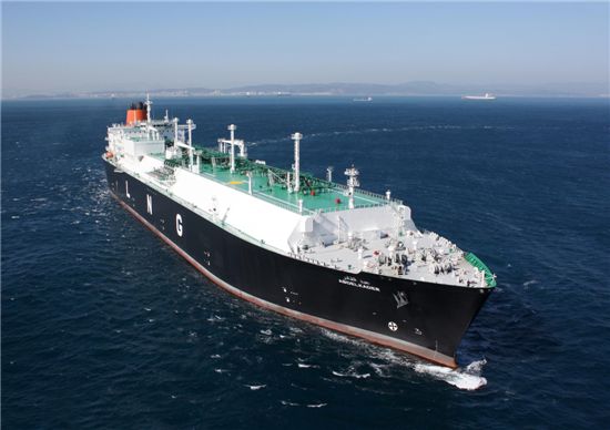 현대중공업이 건조해 2010년 세계우수선박으로 선정된 LNG선