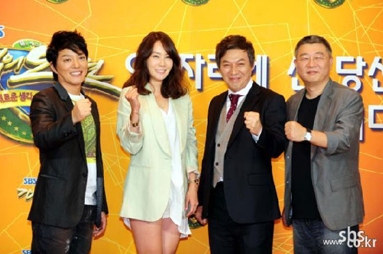 6월 24일 첫방송을 시작하는 SBS <기적의 오디션>의 심사위원 이범수, 김정은, 김갑수, 곽경택 감독. (왼쪽부터)