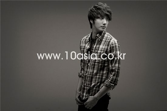 Jung Il-woo [Lee Jin-hyuk/10Asia]