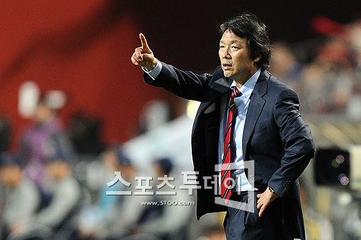한국, 가가와에게 실점 허용…한국 0-1 일본(전반 종료) 