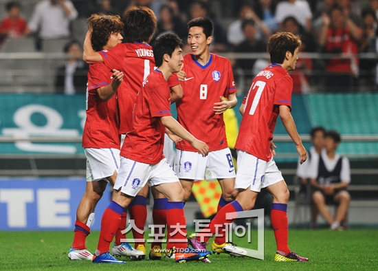 [포토] 예비신랑 박주영의 '결혼 자축포'