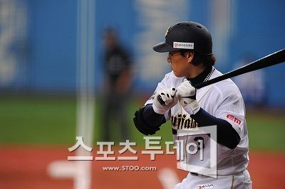 이승엽, 시즌 13호포 작렬…리그 홈런 랭킹 6위