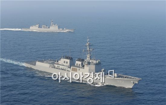 해군 최강함정 율곡이이함..'실전배치'