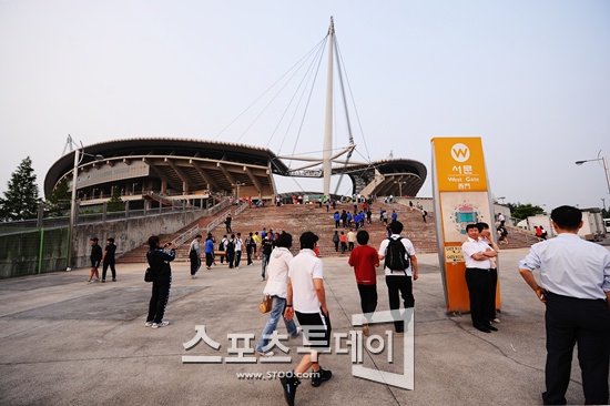 [스투 포토에세이]뜨거웠던 전주성, 지방팬들의 목마름에 단비가 되다