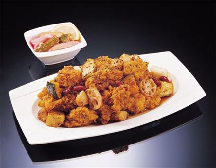 '김밥왕' 김용만 대표 '치킨왕' 되나