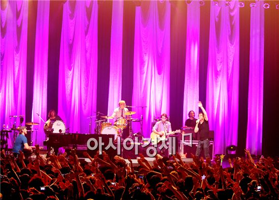 록 피아노의 전설, 벤 폴즈와의 황홀한 두 시간