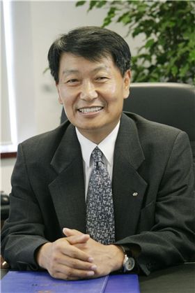 틈만나면 '현장'…10년째 베이징현대 진두지휘