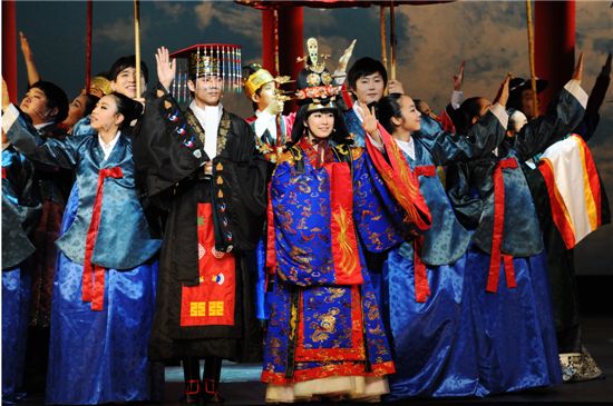 Korean musical "Goong" performs in Kyoto, Japan on June 11, 2011. [Group 8]