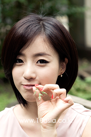 [PHOTO] Singer and actress Ham Eunjung (2)
