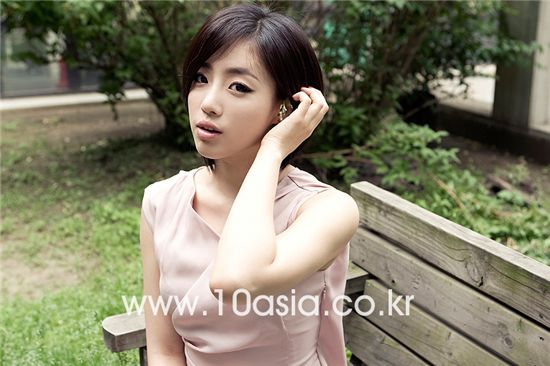 [PHOTO] Singer and actress Ham Eunjung (1)