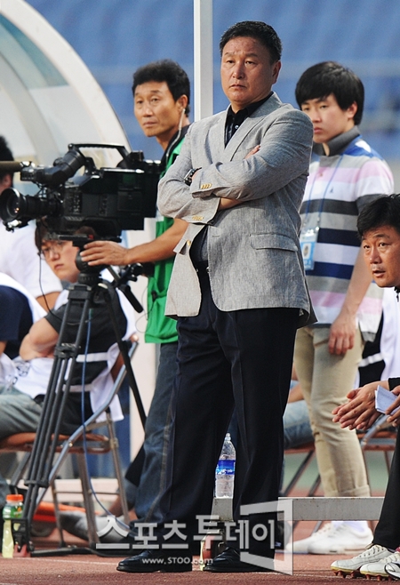 [포토] 허정무 감독 '단기전의 명수답게 FA컵 따내보자'