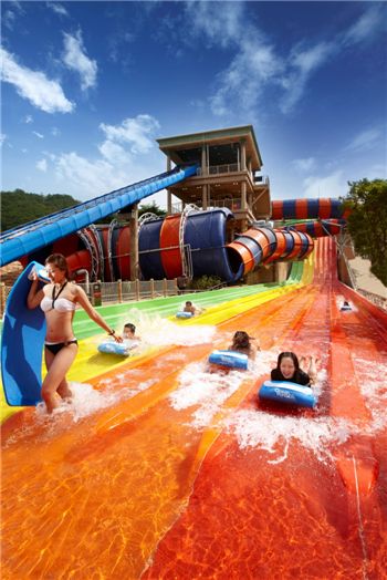 대명 오션월드 신무기인 '카이로 레이싱'