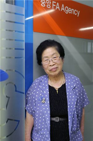 ‘89세’ 보험설계사 화제