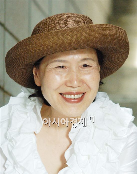 연극배우 박정자, 시인 신경림과 함께 만드는 여름밤의 추억