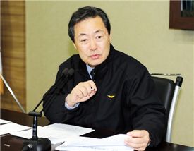 맹형규 장관, “계약관계 이용해 부정이익 취하지 말라”