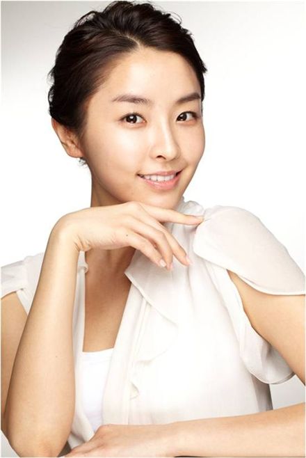Actress Jung Yu-mi [Neos Entertainment]