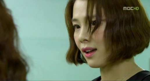 '반빛' 김현주의 깜작 반격, 악녀 이유리에 통쾌일침 