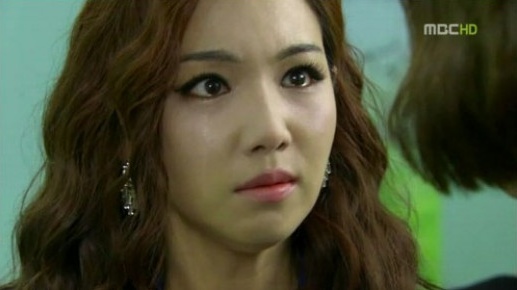 '반빛' 김현주의 깜작 반격, 악녀 이유리에 통쾌일침 