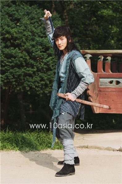 Ji Chang-wook [Chae Ki-won/10Asia]