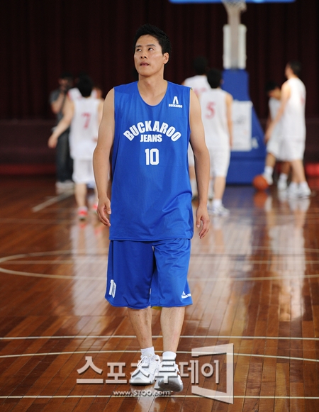 [포토] 우지원 '세월 흘렀어도 잘생긴 외모는 그대로~'