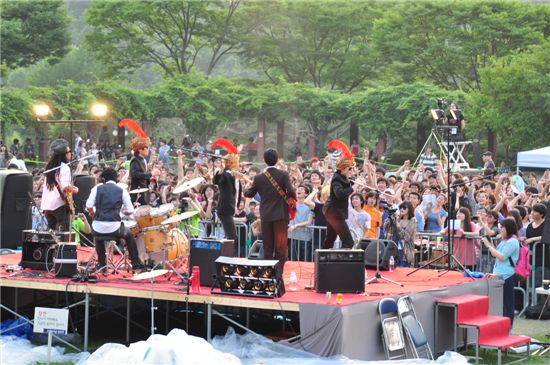 똑똑한 서울대생들의 별난 시위 이야기