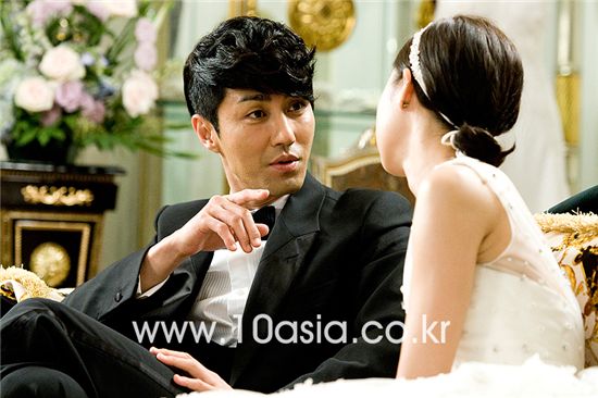 [PHOTO] Cha Seung-won on "The Greatest Love" set