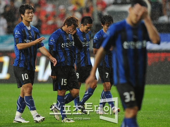 [포토] 무승부 거둔 인천 '이길 수 있었는데'