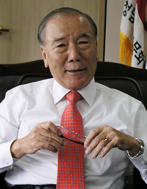 변평섭 충남역사문화연구원장.