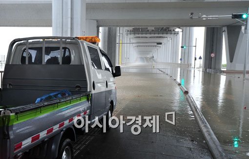 [포토] 물에 잠긴 잠수교