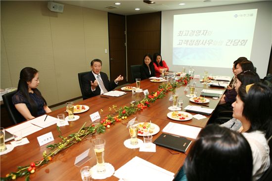 '아주' 잘 通하다 문규영式 '소통'