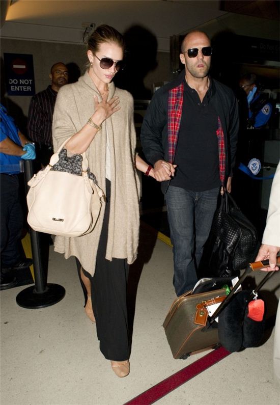 [포토]'트랜스포머3' 여주인공이 선택한 가방은?