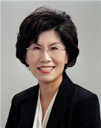 진수희 장관 '함구령' 속 딸 결혼시켜 화제