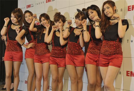 T-ara at their showcase held at the Shibuya-AX concert hall in Tokyo, Japan on July 5, 2011. [Core Contents Media] 