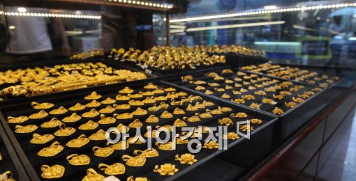 [포토]최고점 찍은 금값 