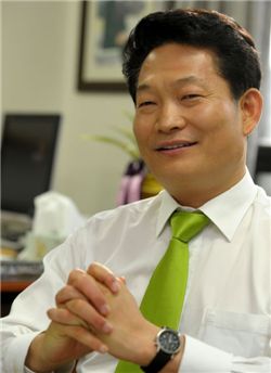 송영길시장 "무상급식, 정치 이데올로기로 비약"
