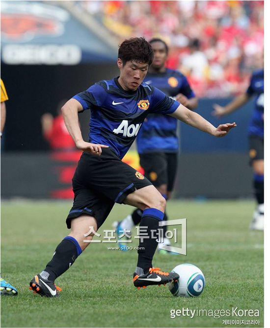 박지성, 베컴·앙리 앞에서 골 폭발..프리시즌 3호골