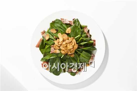 [아시아경제의 건강맛집] '매드 포 갈릭' - 마늘의 찬란한 재탄생