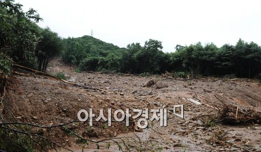 [포토]무너져버린 우면산