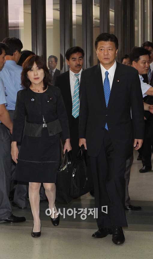[포토] 김포공항 도착한 일본 자민당 의원들