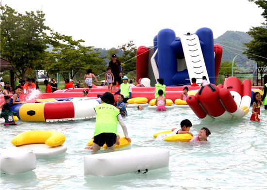 충주서 국내 최대 ‘여름 호수축제’