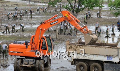 [포토] 막바지 복구작업 한창