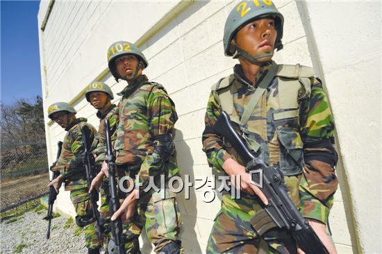 현빈아닌 해병대 이병 김태평은