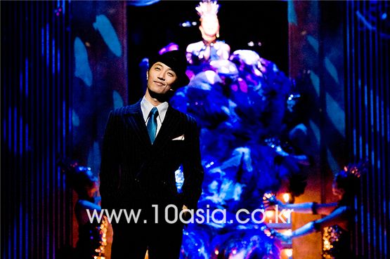 Jin Goo [Lee Jin-hyuk/10Asia]