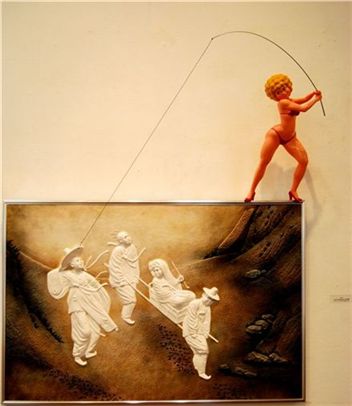 Funny Imagination-휴기답풍, 122x130cm F.R.P. 우레탄 & 에나멜 페인트, 2011
