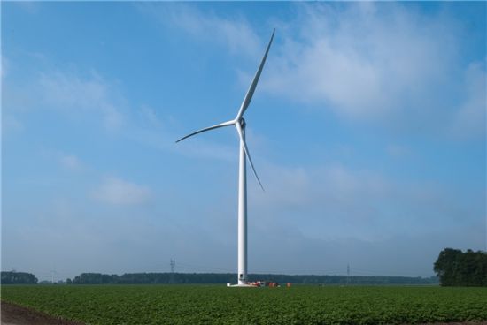 STX윈드파워가 개발한 2MW급 기어리스 타입 풍력발전설비(모델명 STX93 2MW)
