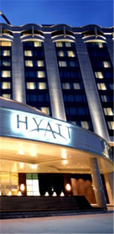 한가한 섬에 웬 레지던스?‥인천공항 앞은 지금 '호텔 전쟁' 중