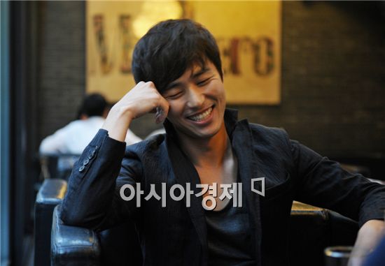 나는 스물스물 진화 중 - '7광구' '두근두근달콤'의 민석