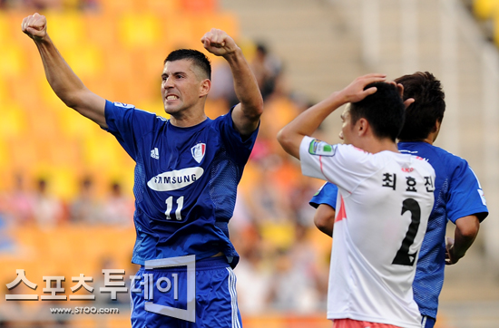 [포토] 스테보-최효진 '희비교차'